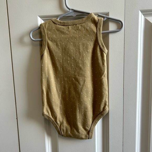 2/$20 Jamie Kay onesie - Picture 3 of 4